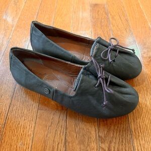 Sergio Tomani Tuka Leather Black Flats Womens 38 7-7.5 Handcrafted Bow Brown